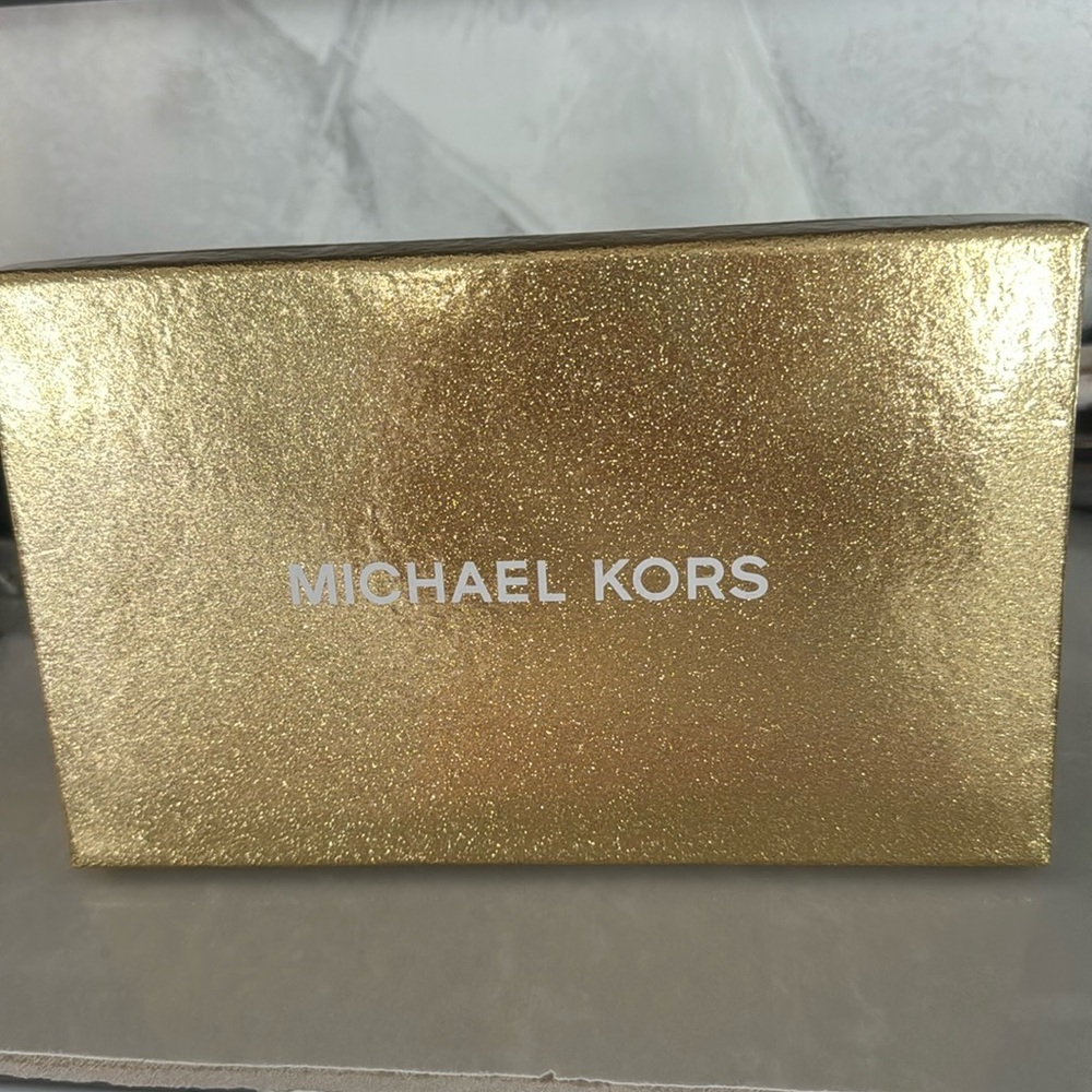 MK WRISTLET/WALLET BOX